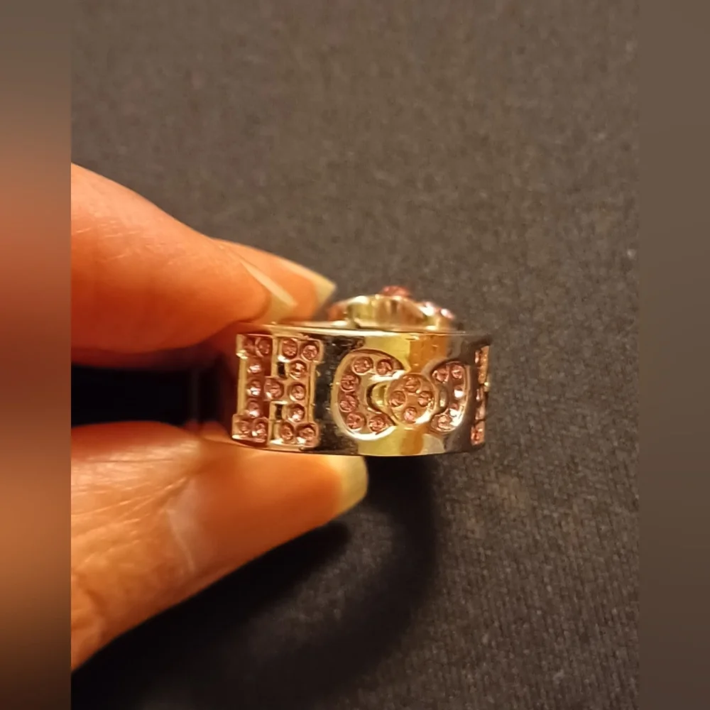 Hello Kitty Rhinestone Ring - Picture 3 of 4